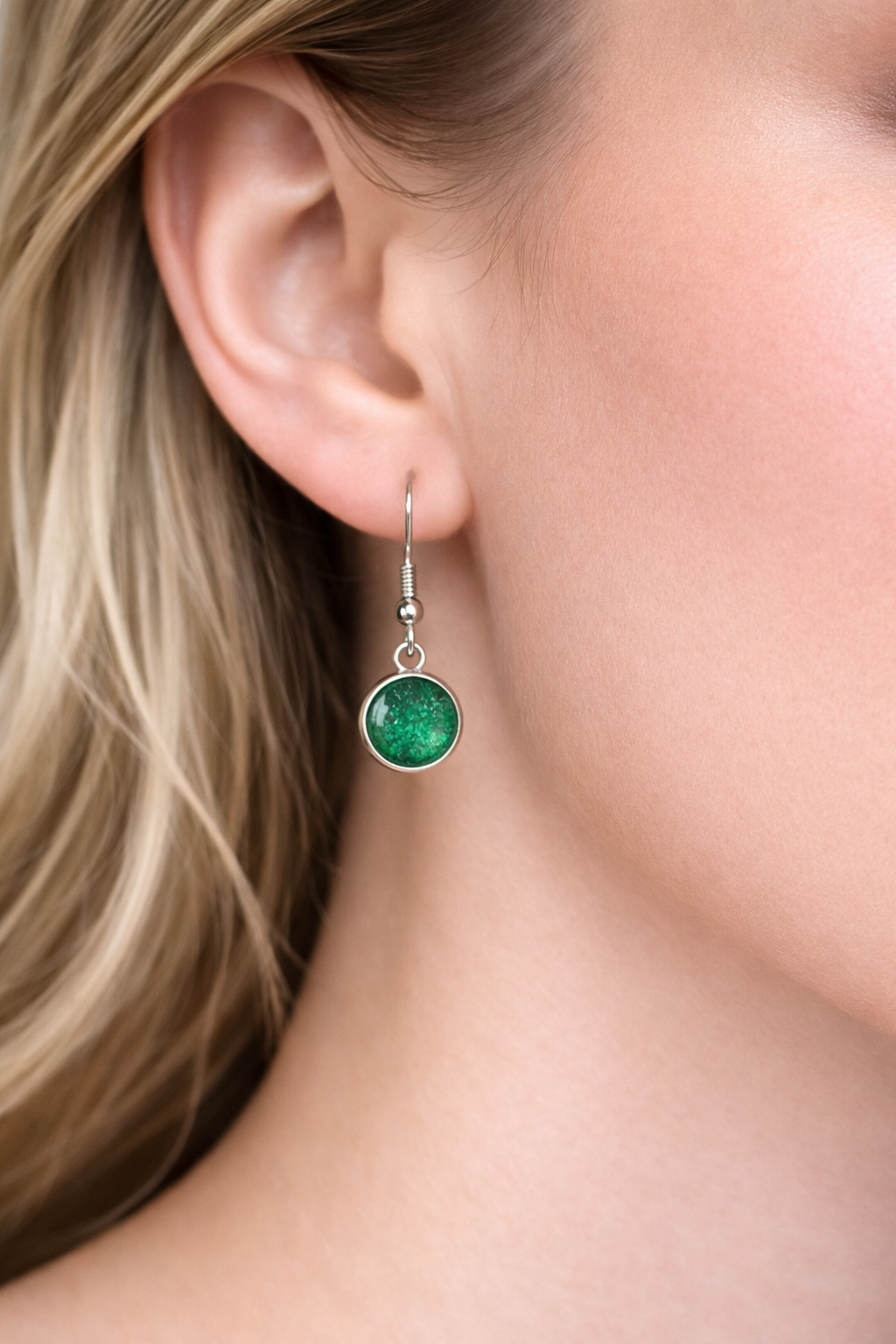 KOLCZYKI ESSENCE – OCZKO W KOLORZE ZIELONYM